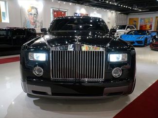 Used 2004 Rolls-Royce Phantom Sedan video 2