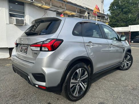 Used 2025 Mitsubishi Outlander Sport AWD image 4