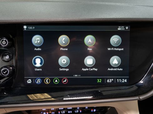 Used 2022 Buick Envision Avenir w/ Technology Package II image 19