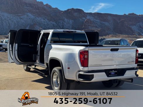 Used 2025 Chevrolet Silverado 3500 High Country w/ Technology Package image 45