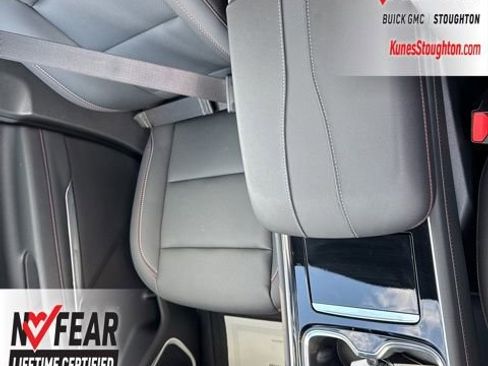 Used 2025 Chevrolet Traverse Z71 w/ Enhanced Driving Package image 20