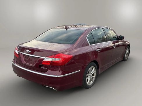 Used 2012 Hyundai Genesis 3.8 image 6