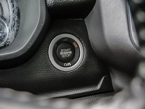 Used 2023 RAM 1500 Big Horn AWD/4WD image 29