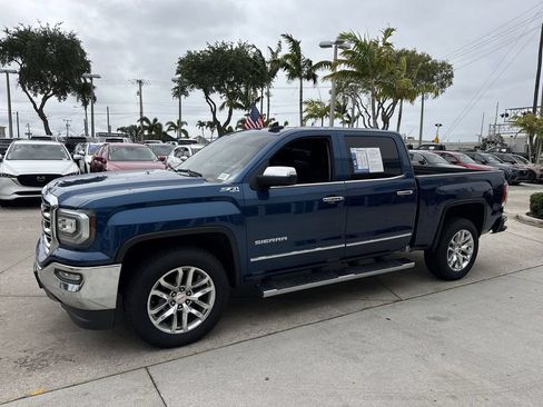 Used 2018 GMC Sierra 1500 SLT AWD/4WD image 10