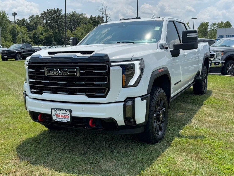 Used 2024 GMC Sierra 2500 AT4 w/ AT4 Premium Plus Package AWD/4WD image 8