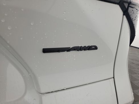 New 2026 Subaru Solterra Premium image 32