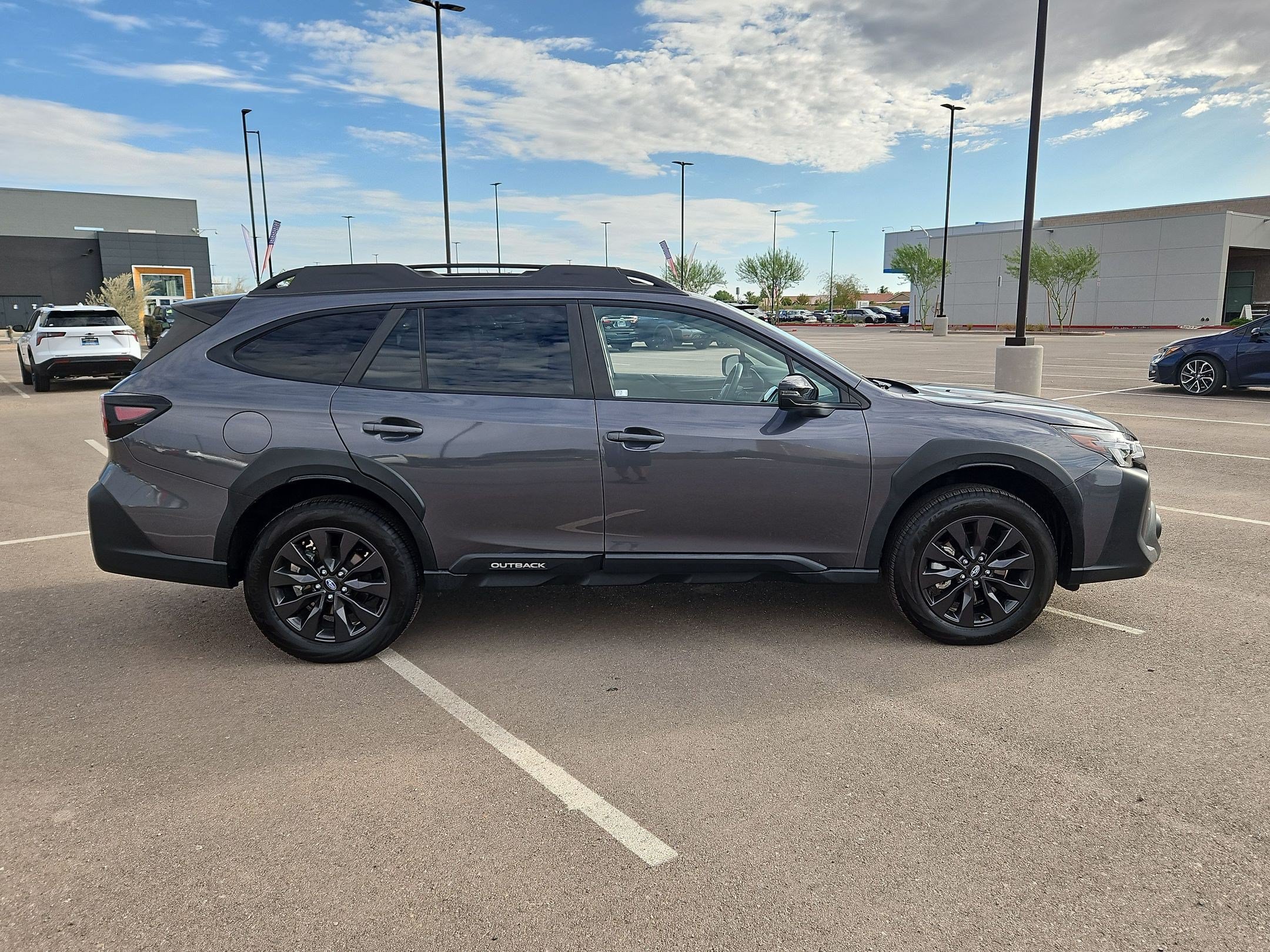 Used 2025 Subaru Outback Onyx Edition AWD/4WD image 6