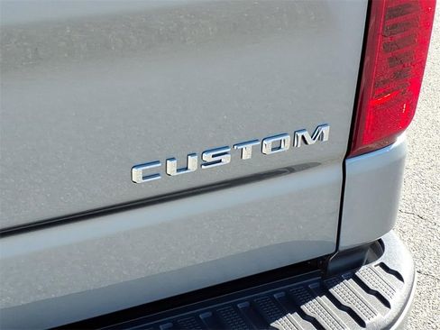 Used 2026 Chevrolet Silverado 1500 Custom image 5