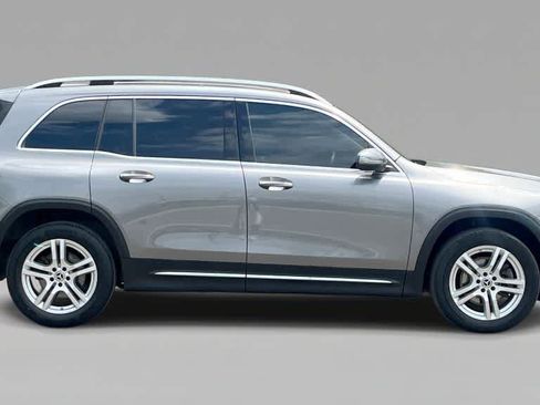 Used 2023 Mercedes-Benz GLB 250 4MATIC image 6