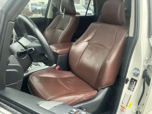 Used 2016 Toyota 4Runner Limited image 34