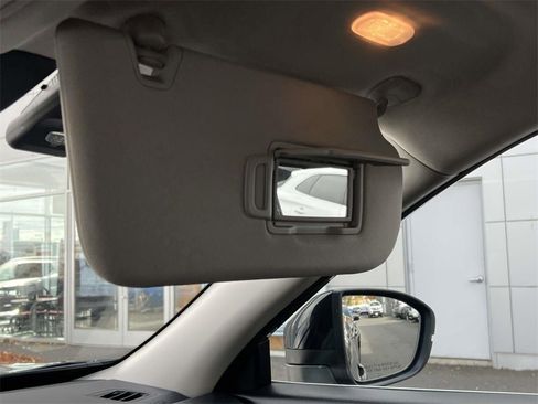 Certified 2024 Nissan Pathfinder SL image 10