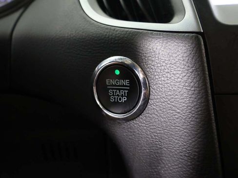 Used 2020 Ford Edge SE AWD/4WD image 36