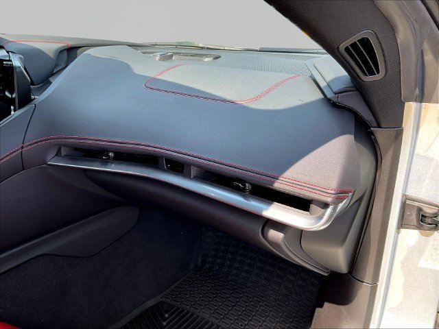 Used 2021 Chevrolet Corvette Stingray Convertible w/ Z51 Performance Package RWD image 24