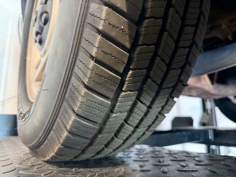 Used 1993 Dodge Dakota 2WD Club Cab image 70