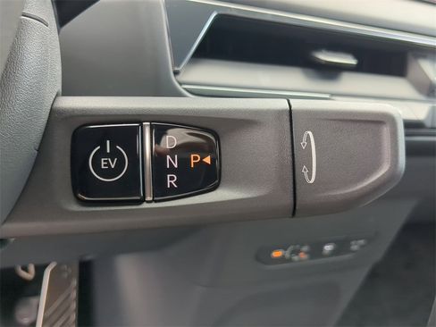 New 2026 Kia EV9 GT-Line image 30