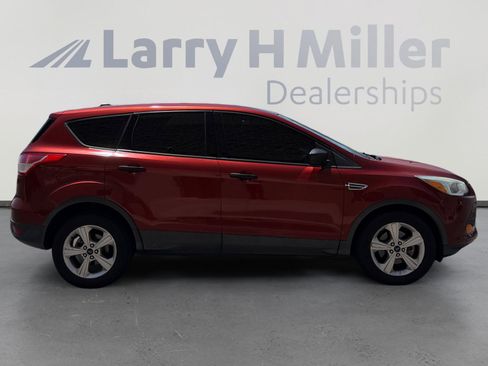 Used 2015 Ford Escape S FWD image 6