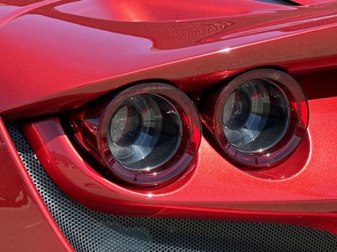 Used 2022 Ferrari F8 Tributo RWD image 40