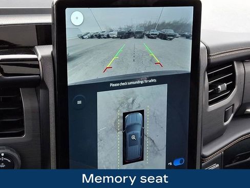 Used 2023 Ford Expedition Max Platinum image 13