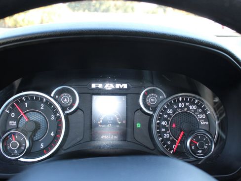 Used 2024 RAM 4500 SLT w/ Quick Order Package 2YG SLT image 22