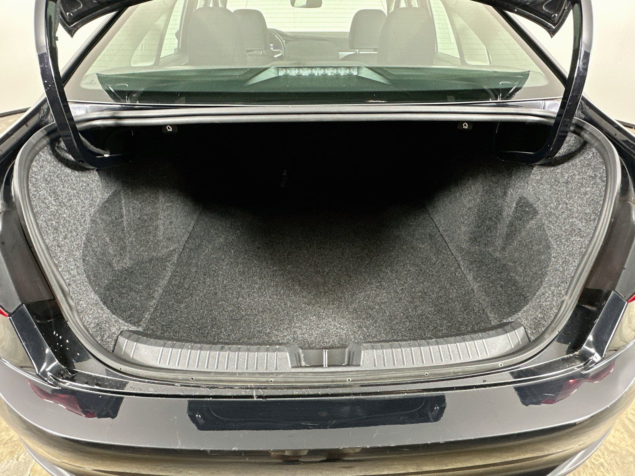 Used 2024 Volkswagen Jetta S FWD image 27