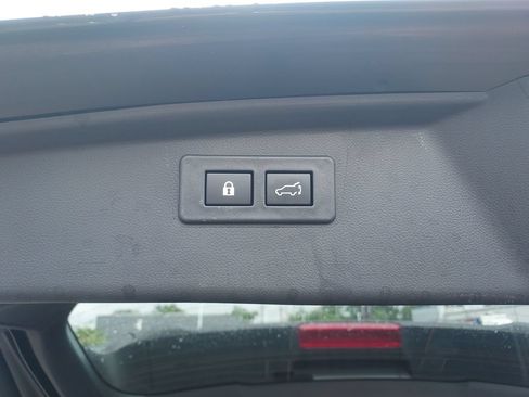 Certified 2023 Subaru Outback Premium AWD/4WD image 34