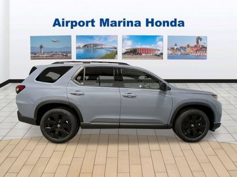 New 2026 Honda Pilot Black Edition image 8
