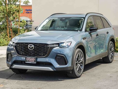 New 2025 MAZDA CX-70 Plug-In Hybrid w/ Premium Pkg image 3