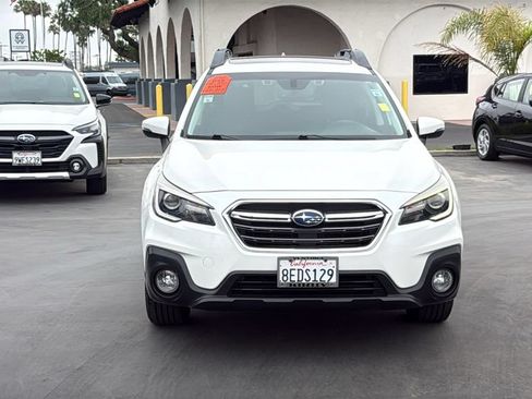 Used 2018 Subaru Outback 2.5i Limited AWD/4WD image 2