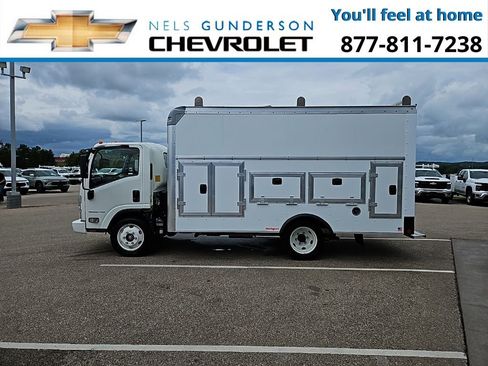 New 2025 Chevrolet Low Cab Forward image 3