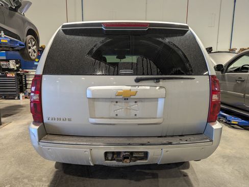 Used 2013 Chevrolet Tahoe LTZ AWD/4WD image 5