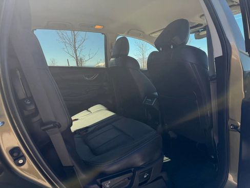 Used 2023 Subaru Ascent Limited image 18