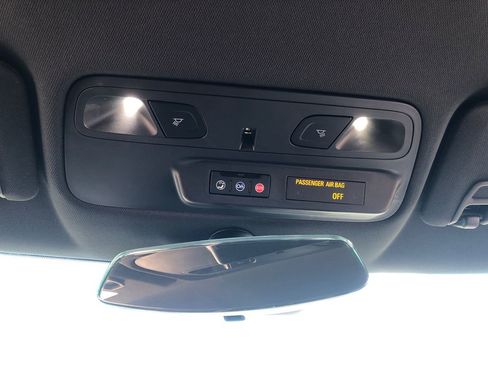 Used 2019 Chevrolet Camaro SS RWD image 28