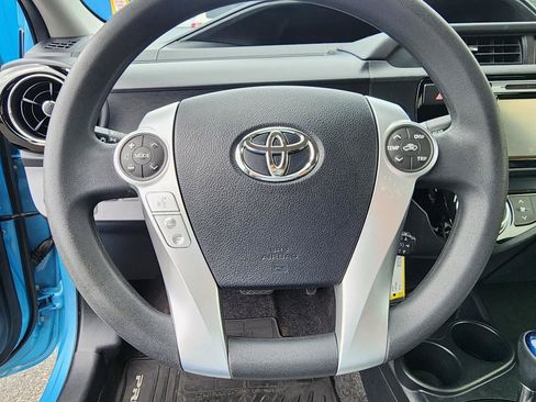 Used 2015 Toyota Prius C Two FWD image 15