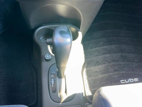 Used 2009 Nissan Cube 1.8 S w/ Interior Designer Pkg image 32
