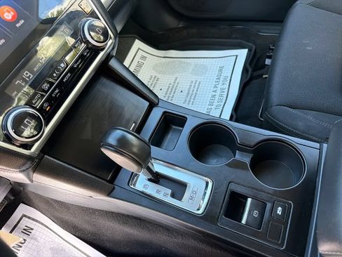 Used 2019 Subaru Legacy 2.5i Premium AWD/4WD image 25