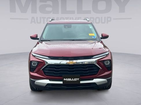 Used 2024 Chevrolet TrailBlazer LT w/ Convenience Package FWD image 8