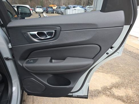 New 2026 Volvo XC60 B5 Ultra w/ Climate Package image 15