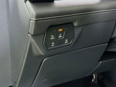 New 2026 Volkswagen Atlas SEL AWD/4WD image 10