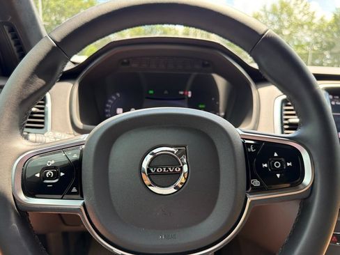 Used 2024 Volvo XC90 T8 Ultimate w/ Lounge Package AWD/4WD image 22
