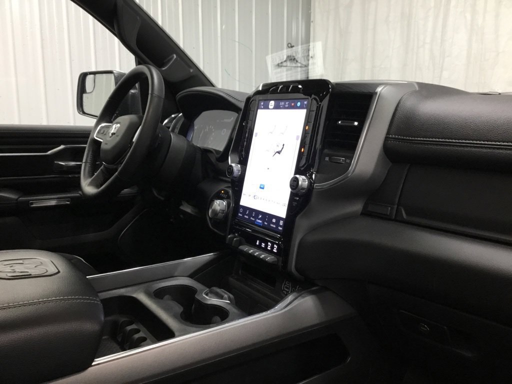 Used 2024 RAM 1500 Laramie AWD/4WD image 26