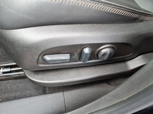 Used 2022 GMC Terrain Denali image 24