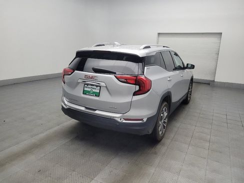 Used 2021 GMC Terrain SLT image 9