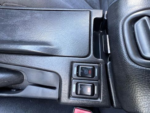 Used 2001 Nissan Maxima SE w/ (W08) Meridian Edition Pkg FWD image 35