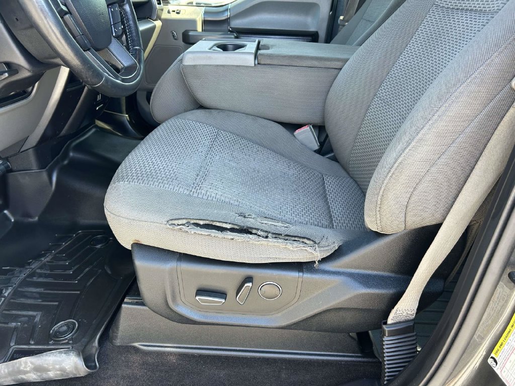 Used 2018 Ford F150 XLT w/ Equipment Group 302A Luxury AWD/4WD image 17