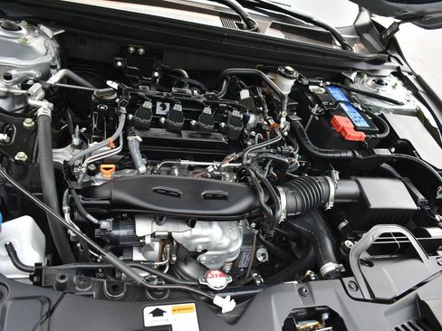 Used 2025 Honda Accord SE image 36