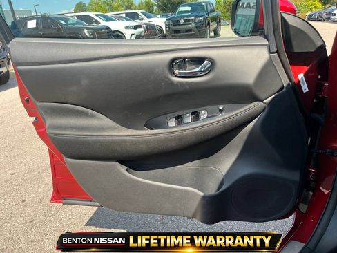 Used 2025 Nissan Leaf SV Plus FWD image 5