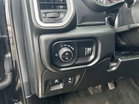 Used 2023 RAM 1500 Big Horn image 21