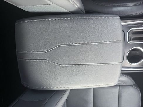 Used 2019 Chevrolet Traverse LT w/ LT Premium Package image 28