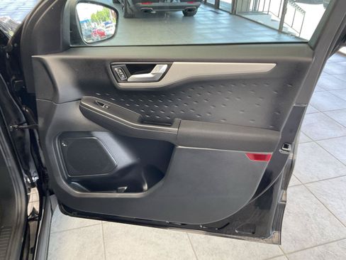 Used 2020 Ford Escape SE AWD/4WD image 13