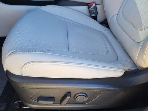 New 2026 Hyundai Tucson Limited image 26